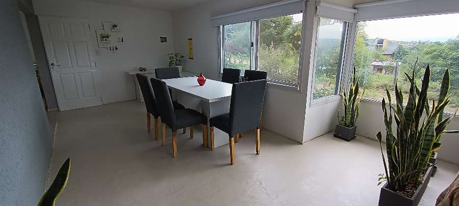 Excelente Casa en Villa Carlos Paz en Venta · dueño directo · 2 dorm · 2 cocheras · 917 m² de lote - Imagen 4