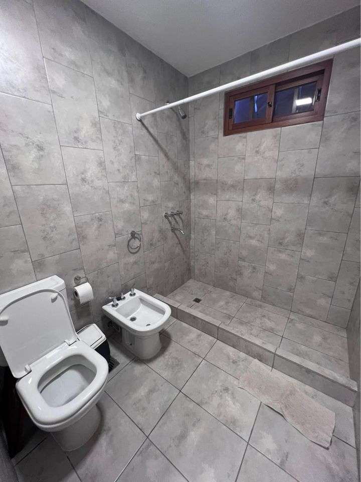 Casa en Venta El Salvador 600-700 , Río Cuarto - Imagen 4