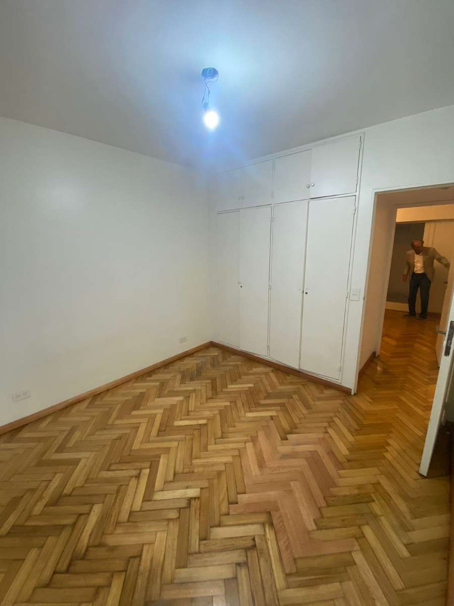 EXCELENTE DEPARTAMENTO ESPACIOSO EN RECOLETA - Imagen 4