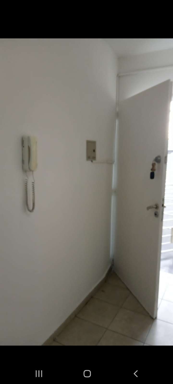 Oficina única en Mendoza en Alquiler · dueño directo · 1 dorm · cochera · 60 m² de lote - Imagen 2
