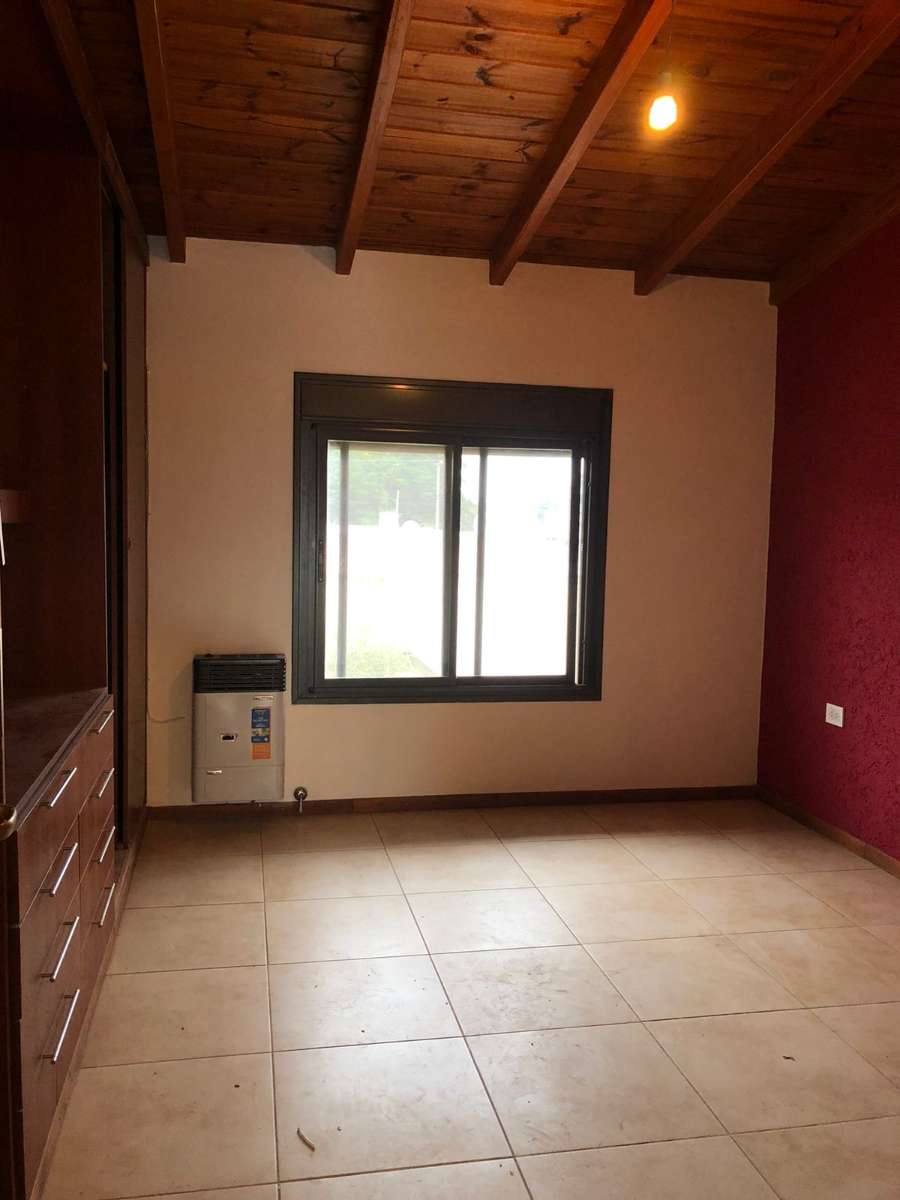 Dueo Vende Casa En General Cabrera - Casa en Venta en General Cabrera con 2 dorm., 6 amb., 185 m2 cubiertos y 300 m2 totales - imagen 12