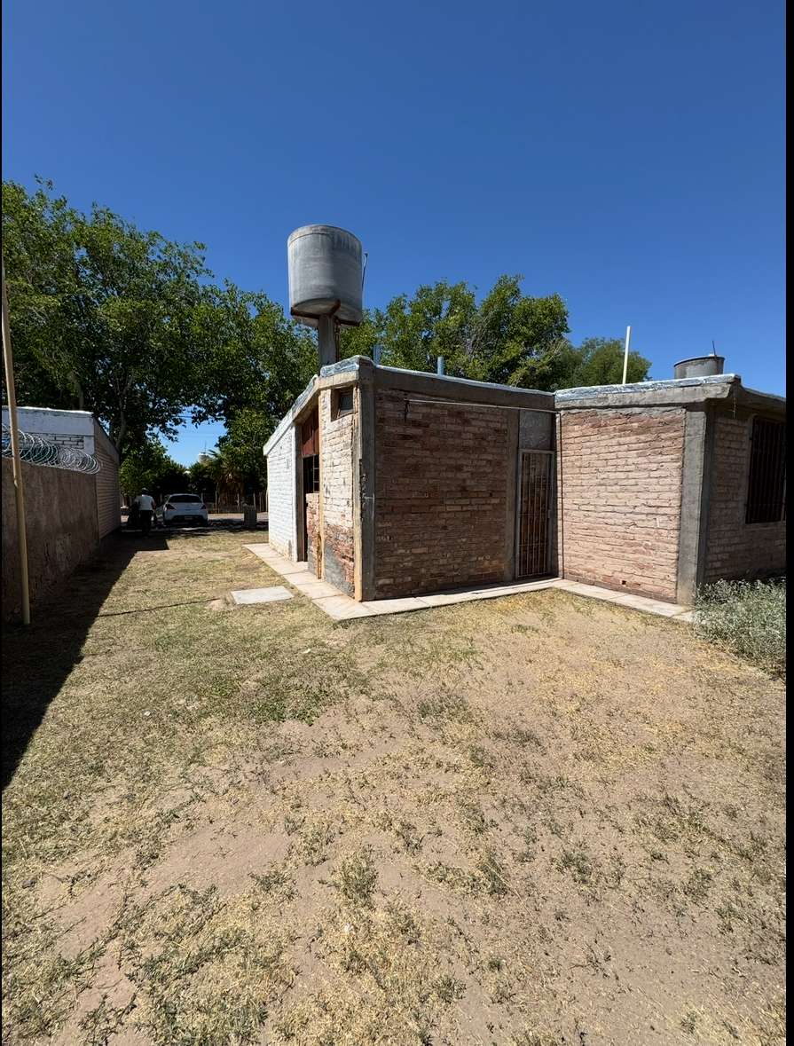 Casa disponible para la en Venta en Rivadavia · dueño directo · 2 dorm · 3 ambientes · 302 m² de lote - Imagen 3