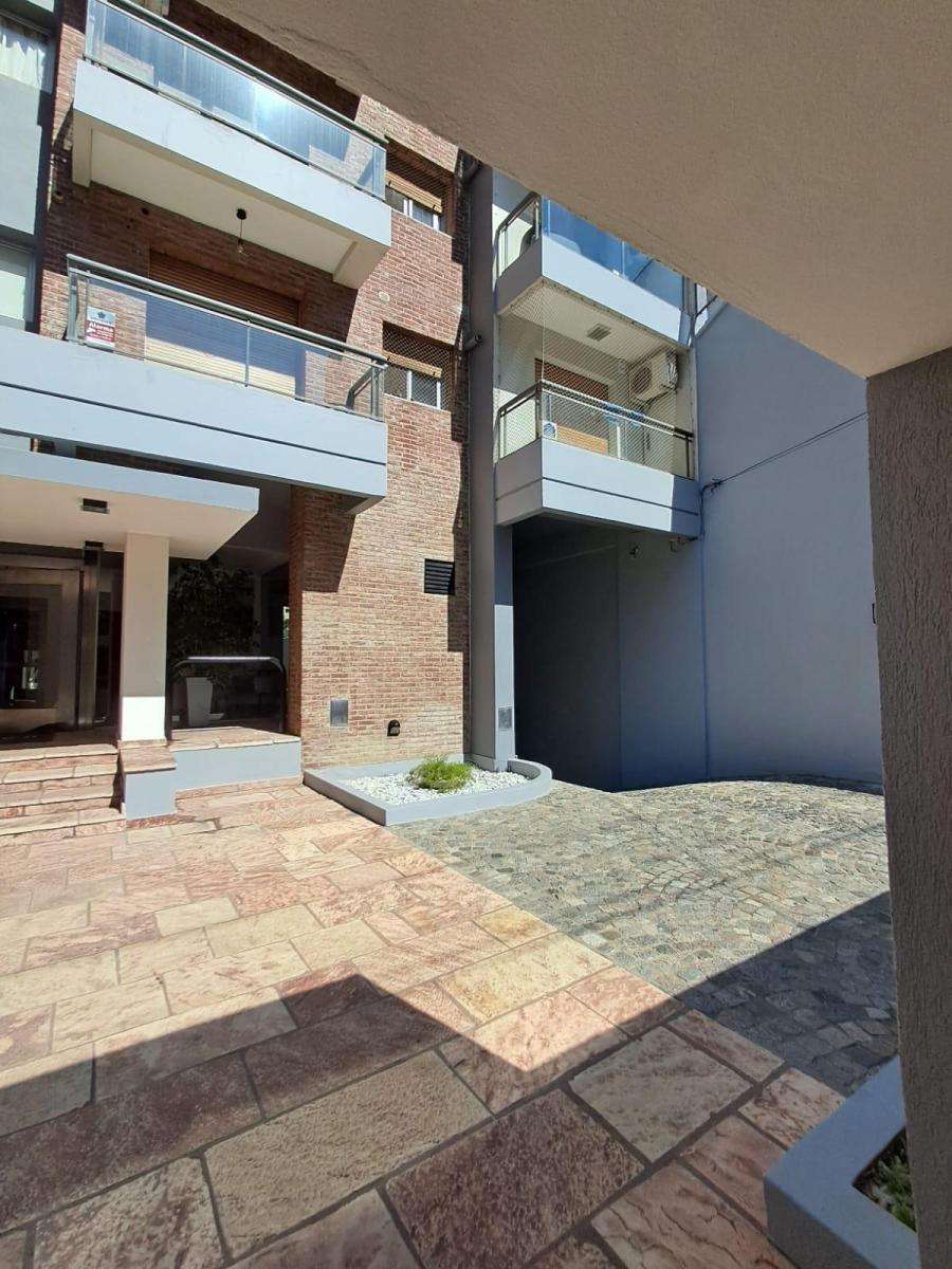 Alquiler Departamento 3 Ambientes y Cochera Centro de Quilmes. - Imagen 5