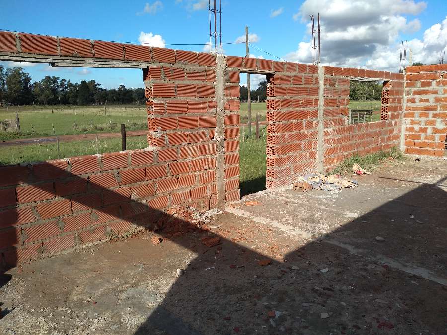 Venta De Lote Y Casa En Construccin - Campo en Venta en Guernica - imagen 6