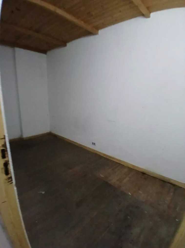 En Flores, Depósito en Alquiler · dueño directo · 4 m² de lote - Imagen 1