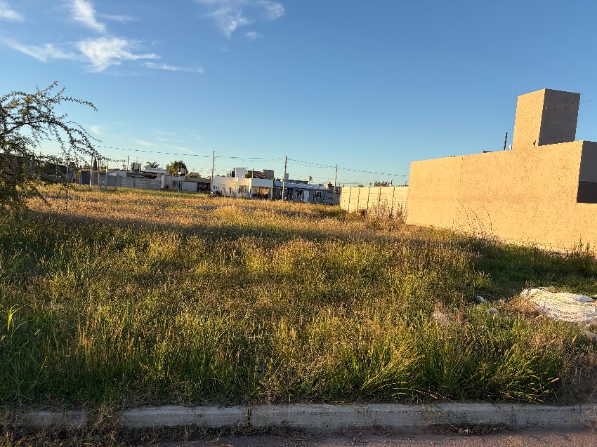 Terreno en venta en Ribetto II, General Deheza, con cloacas y cordón cuneta - Imagen 1
