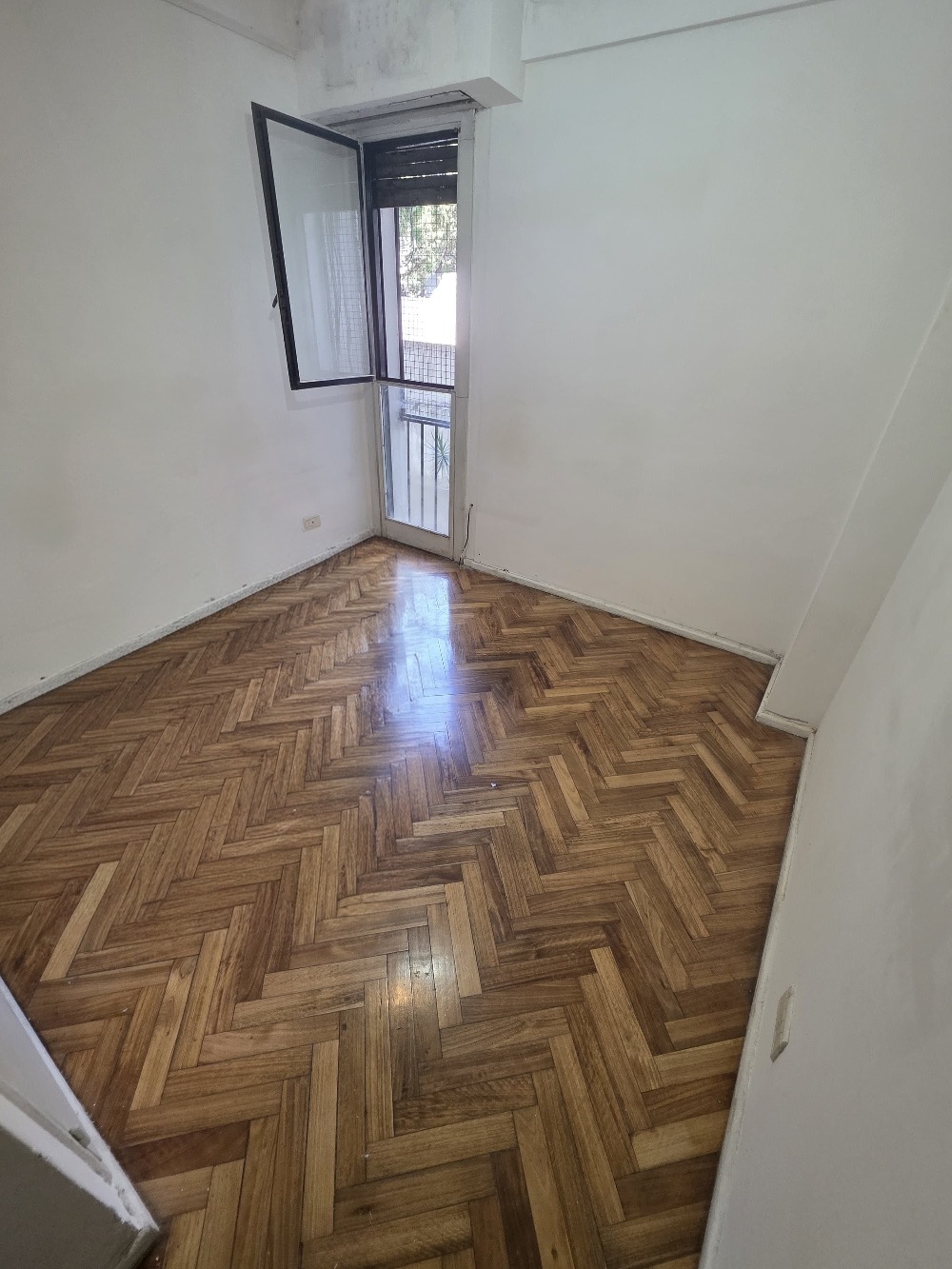 Departamento en alquiler en Belgrano, CABA, 4 ambientes y 3 dormitorios - Imagen 2