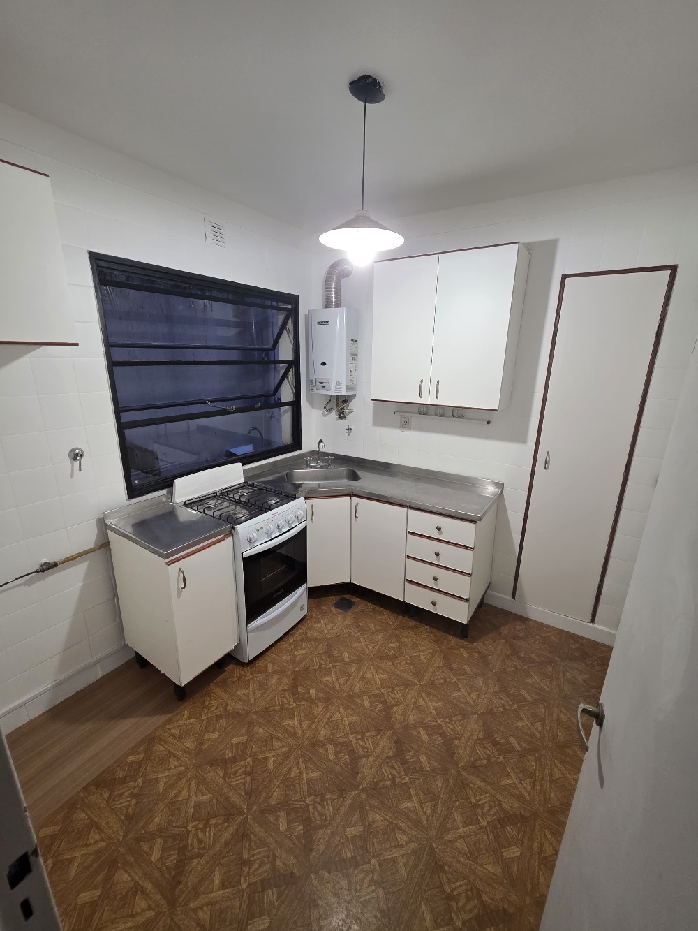 Departamento en alquiler en Belgrano, CABA, 4 ambientes y 3 dormitorios - Imagen 4