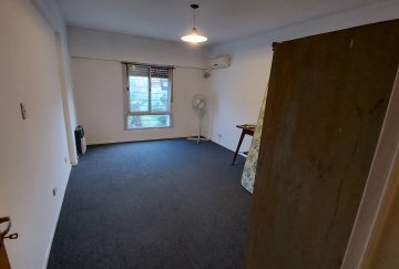 Casa en Venta en Moron con 4 o más dorm y cochera - Imagen 5