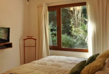 Casa en Venta en Villa La Angostura con 4 o más dorm y 6 ambientes - Imagen 5