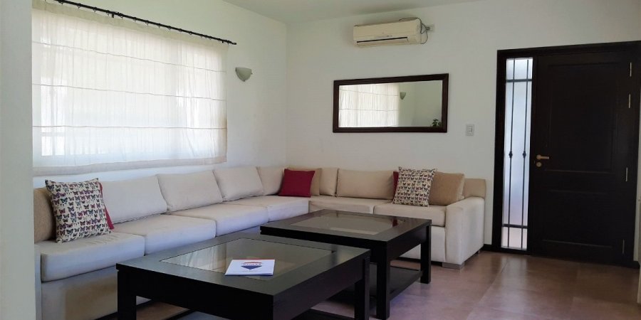 Casa en Venta en Córdoba con 4 dorm., 6 amb., 210 m2 cubiertos y 382 m2 totales - imagen 5