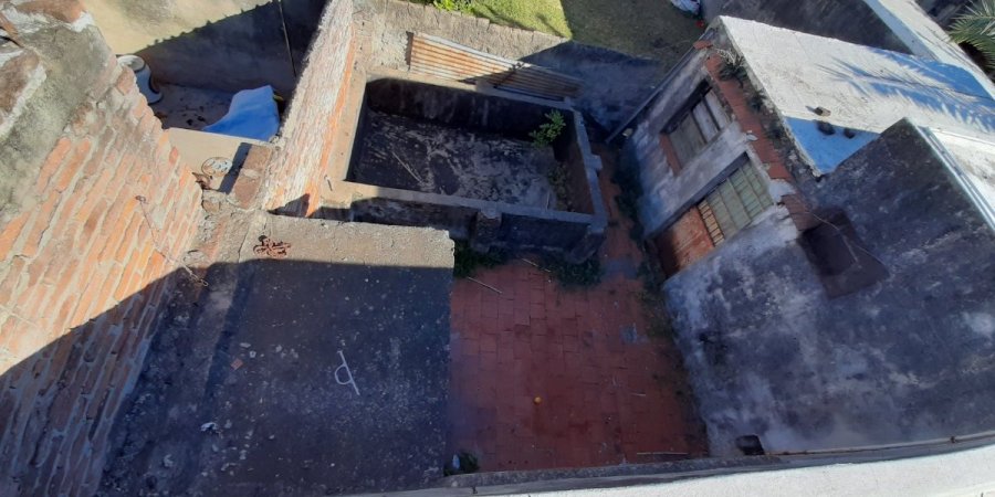 Casa De 3 Dormitorios Con Patio En Pasaje Echevarria 542 - Casa en Venta en Rosario con 3 dorm., 4 amb., 96 m2 cubiertos y 221 m2 totales - imagen 7