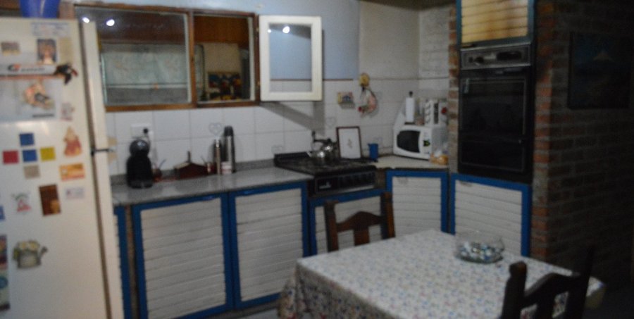 Casa en Venta en Junin de los Andes con 3 dorm., 6 amb., 240 m2 cubiertos y 375 m2 totales - imagen 6