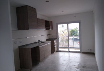 Comprar Casa en San Antonio de Padua · dueño directo · 2 dorm · 2 ambientes · cochera - Imagen 3