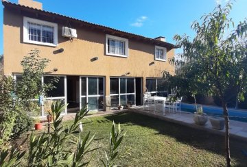 Casa en Venta Avda Los Crespones, Juana Koslay - Imagen 7