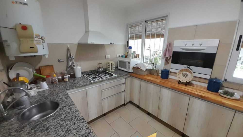 Casa En Venta - Casa en Venta en Santa Rosa con 2 dorm., 3 amb., 122 m2 cubiertos y 240 m2 totales - imagen 3