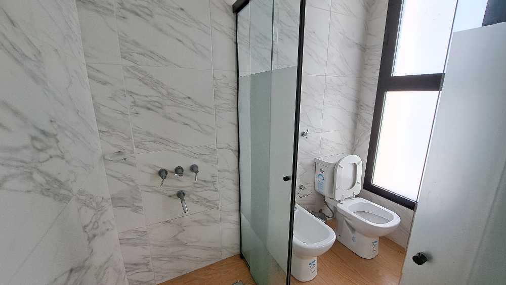 Casa Exclusiva En La Alameda - Diseo - Luminosa Y Equipada Lista Para Mudarse! - Casa en Venta en Canning con 3 dorm., 5 amb., 233 m2 cubiertos y 622 m2 totales - imagen 11