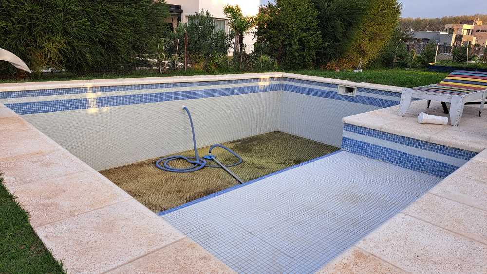 Casa Exclusiva En La Alameda - Diseo - Luminosa Y Equipada Lista Para Mudarse! - Casa en Venta en Canning con 3 dorm., 5 amb., 233 m2 cubiertos y 622 m2 totales - imagen 14