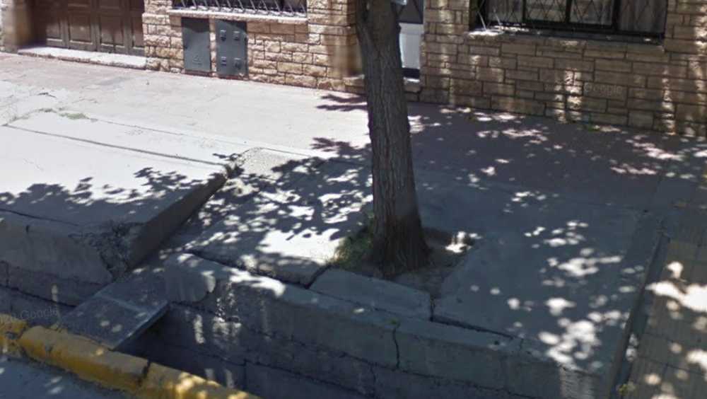 Casa en Godoy Cruz en Venta · dueño directo · 2 dorm · 2 cocheras · 222 m² de lote - Imagen 1