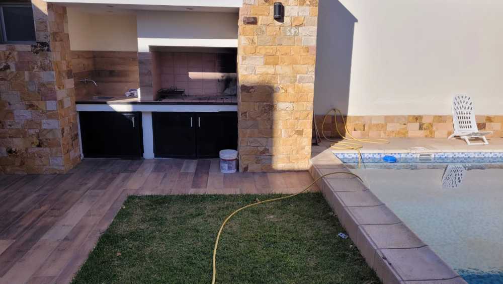 Casa En Venta, San Rafael Mendoza, Nueva, Impecable. A 3 Minutos Del Centro. - Casa en Venta en San Rafael con 3 dorm., 6 amb., 190 m2 cubiertos y 220 m2 totales - imagen 9