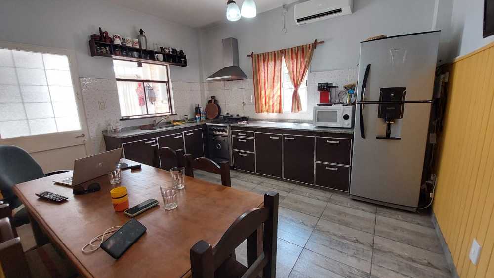Casa Americana A La Venta En Ituzaingo Norte - Casa en Venta en Ituzaingo con 2 dorm., 4 amb., 120 m2 cubiertos y 200 m2 totales - imagen 5