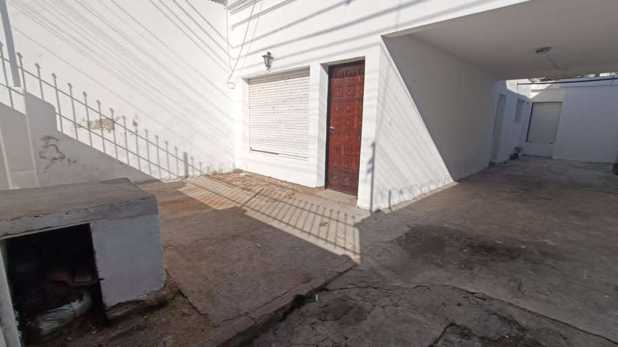 Comprar Casa en Córdoba · dueño directo · 2 dorm · cochera · 200 m² de lote - Imagen 1