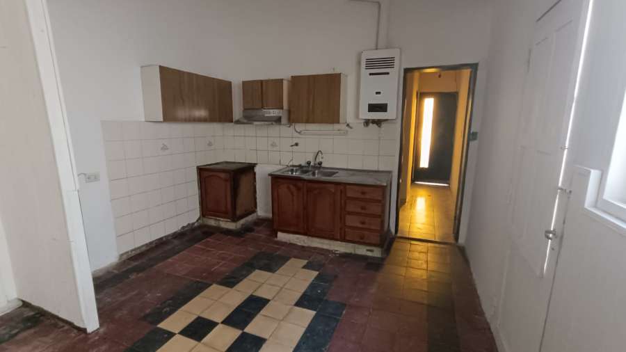 Comprar Casa en Córdoba · dueño directo · 2 dorm · cochera · 200 m² de lote - Imagen 4