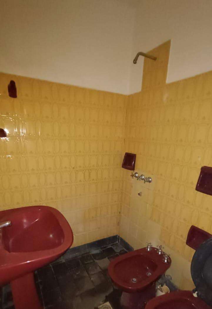 Casa En Venta Barrio San Vicente - Casa en Venta en Córdoba con 2 dorm., 4 amb., 160 m2 cubiertos y 200 m2 totales - imagen 13