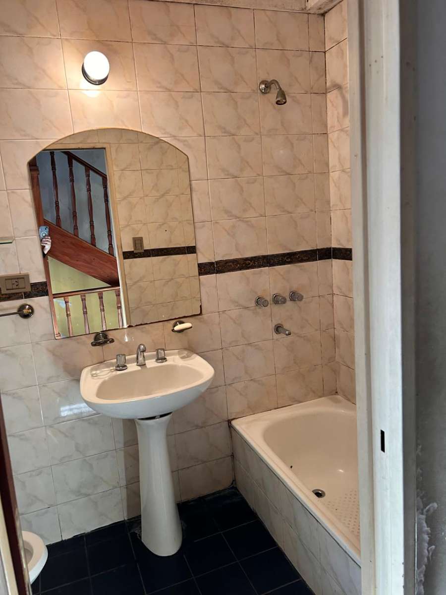 Reservado . Triplex 4 Ambientes. - Casa en Venta en Avellaneda con 3 dorm., 4 amb., 90 m2 cubiertos y 60 m2 totales - imagen 15