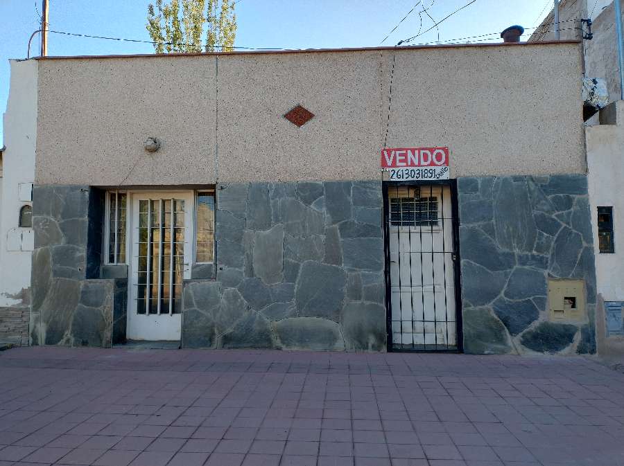 Tu próximo Terreno en Venta en Godoy Cruz · 150 m² de lote · dueño directo · 4 o más dorm - Imagen 1