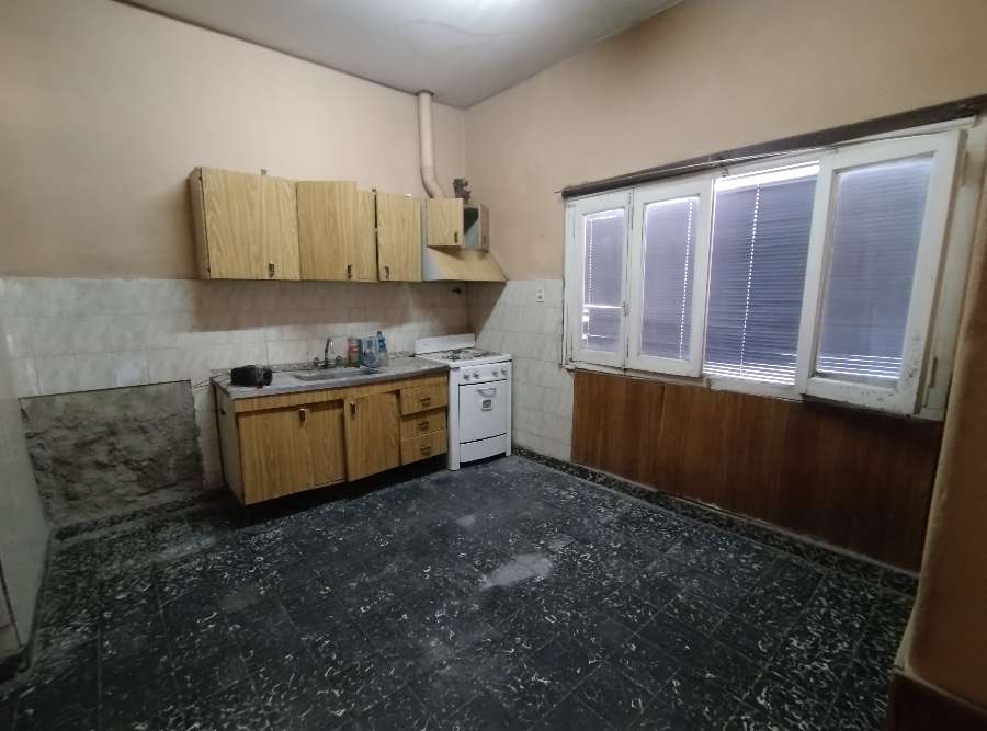 Vendo Casa Mixta Totalmente Habitable Ms Departamento A Reciclar - Casa en Venta en Godoy Cruz con 4 dorm. y 150 m2 totales - imagen 5