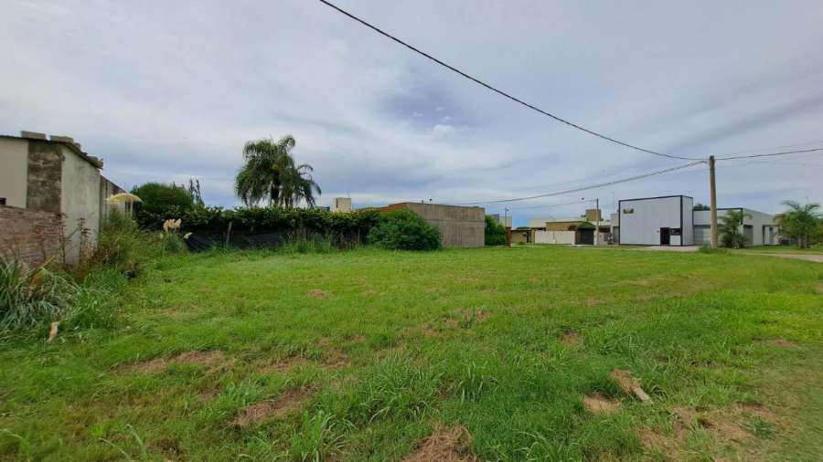 Dueño vende hermoso lote en esquina es Funes City - Imagen 5