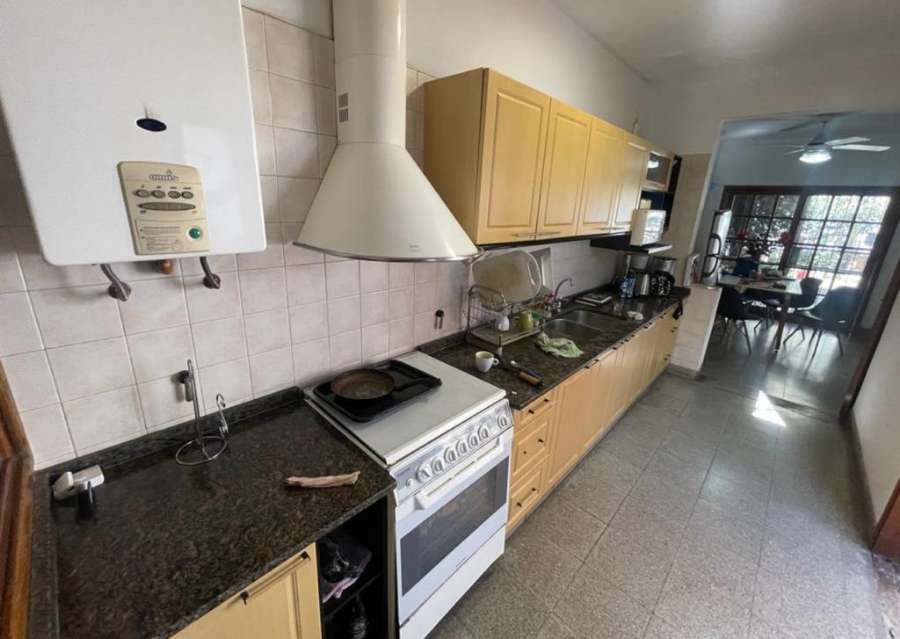 Vendo Exclusiva Propiedad Centrica - Casa en Venta en Córdoba con 2 dorm., 6 amb., 217 m2 cubiertos y 195 m2 totales - imagen 3