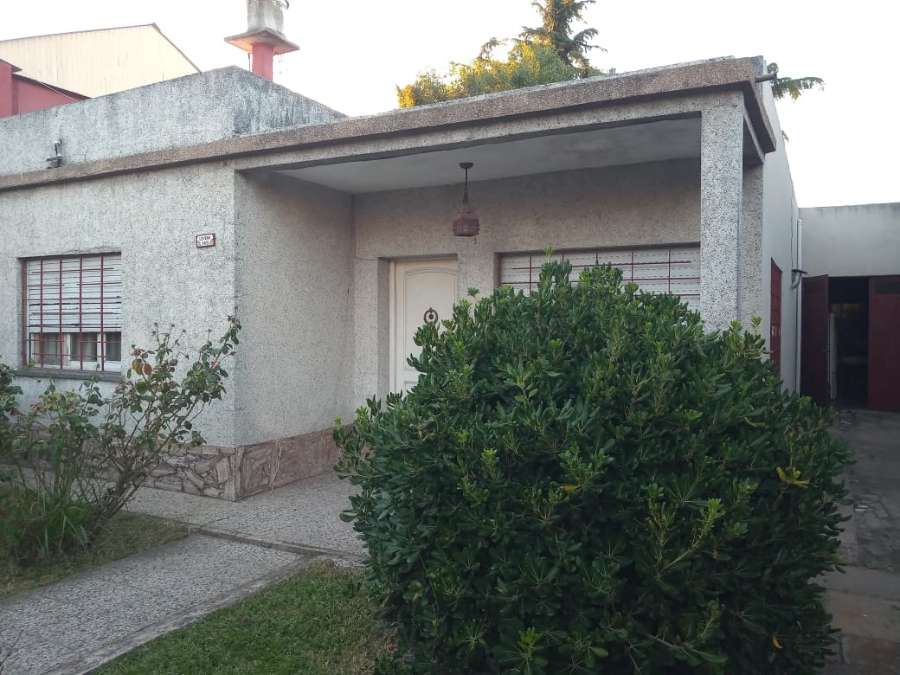 Venta de casa en San Antonio de Padua - Imagen 2