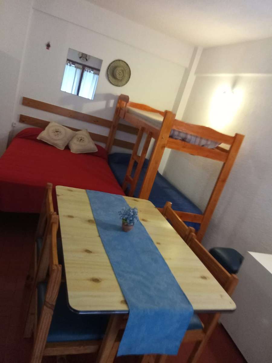 Monoambiente para 4 personas con vista al mar - Imagen 3