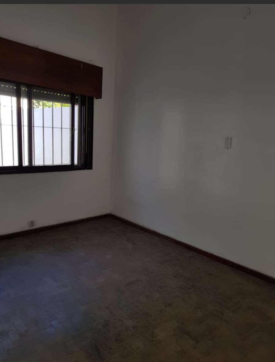 Rafael Obligado 240, Glew