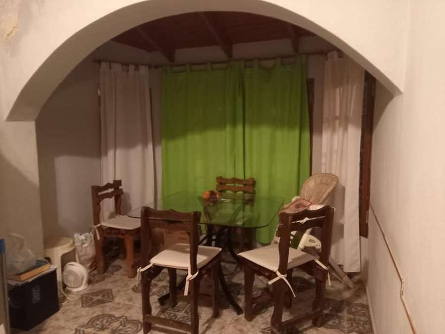 Casa en barrio René Favaloro con 3 dormitorios - Imagen 4