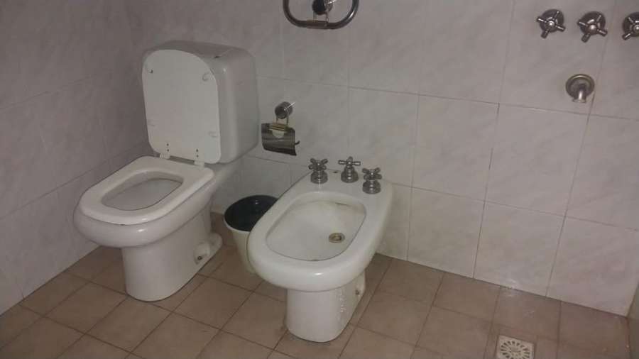 Excelente Oportunidad! Casa De 2 Dormitorios En Barrio Patricios. - Casa en Venta en Córdoba con 2 dorm., 4 amb., 200 m2 cubiertos y 300 m2 totales - imagen 6