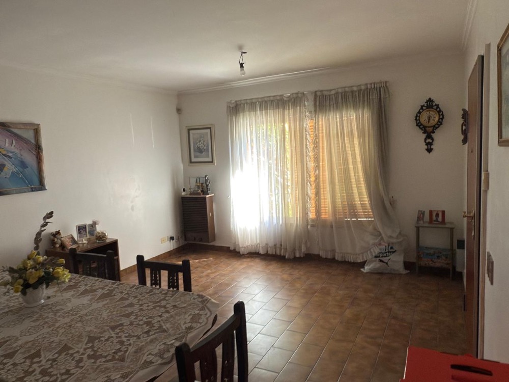 Casa en venta en Monte Castro, CABA, 4 ambientes con cochera - Imagen 3