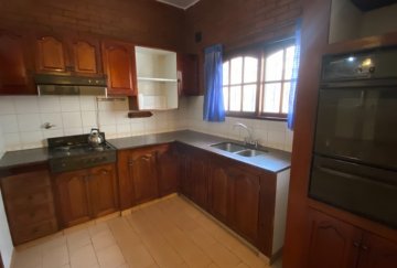 En Quilmes, Departamento en Venta · dueño directo · 3 dorm · 255 m² de lote - Imagen 3