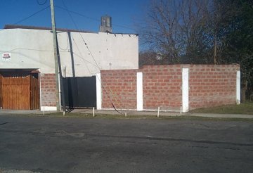 Casa en Venta en Hurlingham con 4 o más dorm y 365 m² de lote - Imagen 3