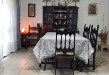 Casa en Venta en Hurlingham con 3 dorm y 176 m² de lote - Imagen 4
