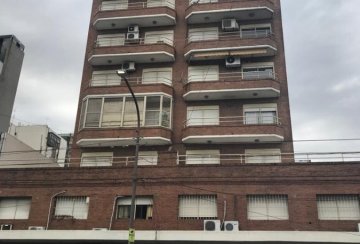 Av Hipolito Yrigoyen 700, Quilmes
