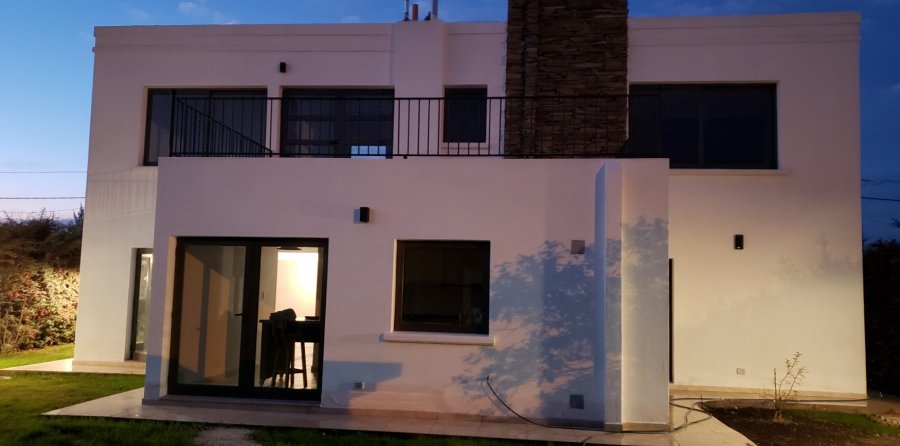 Casa en Venta en Rodeo del Medio con 4 dorm., 6 amb., 250 m2 cubiertos y 568 m2 totales - imagen 7