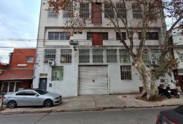 Comprar Depósito en General San Martin · dueño directo · 605 m² de lote - Imagen 4