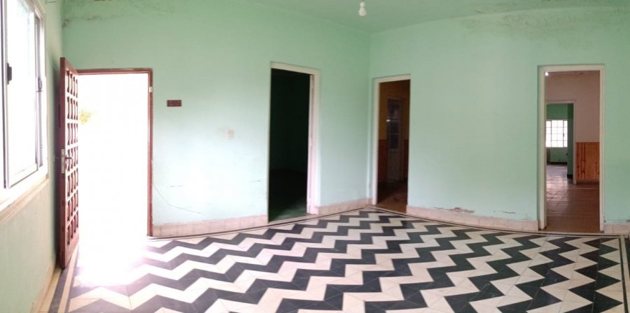 Casa en Venta en Merlo con 4 dorm., 6 amb., 230 m2 cubiertos y 928 m2 totales - imagen 6