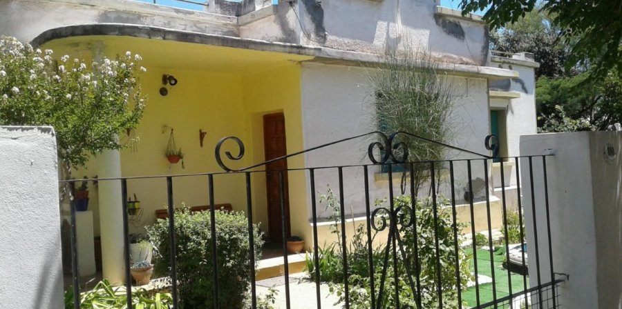 Casa en Venta en Merlo con 4 dorm., 6 amb., 230 m2 cubiertos y 928 m2 totales - imagen 4