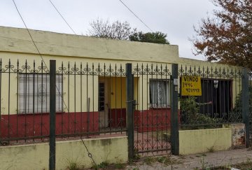 La Delfina 23, Concepción del Uruguay