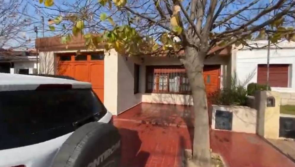 Dueo Vende Casa A Media Cuadra De Av Rafael Nez 6100 - Casa en Venta en Córdoba con 3 dorm., 4 amb., 140 m2 cubiertos y 380 m2 totales - imagen 7