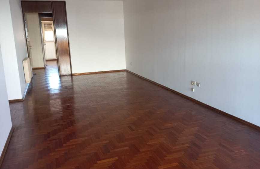 Alquilo Semipiso De 3 Dormitorios Con Balcon Y Cochera En B Nueva Crdoba - Departamento en Alquiler en Córdoba con 3 dorm., 6 amb. y 300 m2 cubiertos - imagen 7